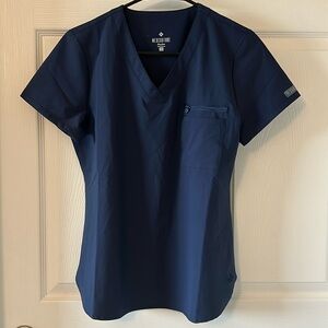 med couture peaches scrub top